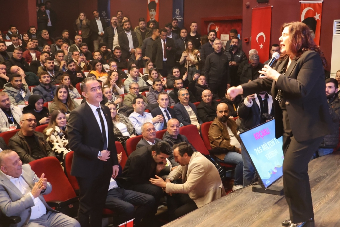 Topuklu Efe’den Başkan Arıcı’ya Övgü Dolu Sözler